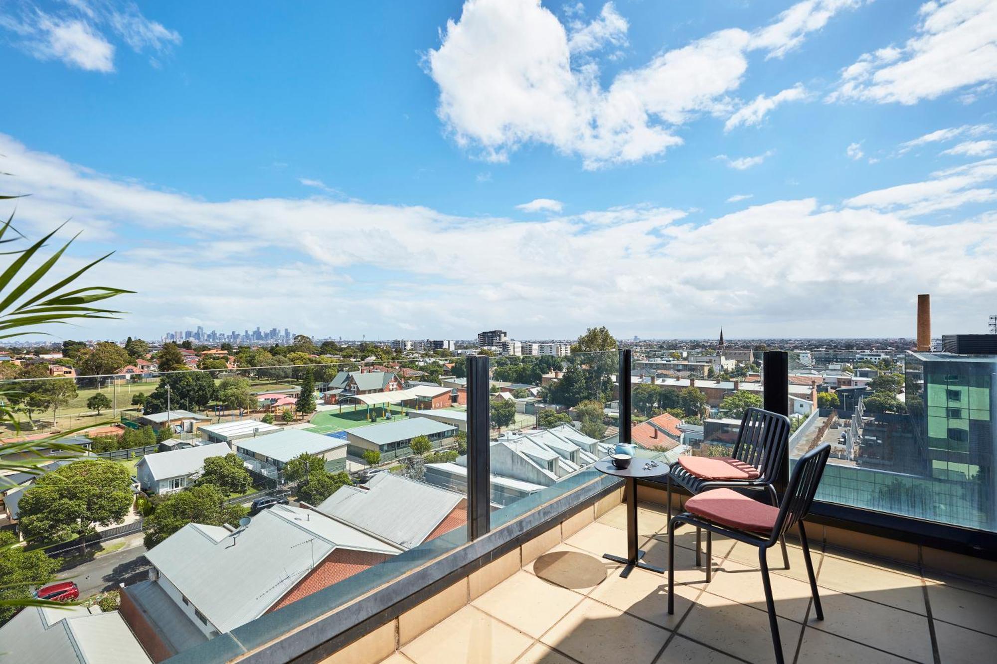 Together Co-Living Melbourne Aparthotel Exterior photo